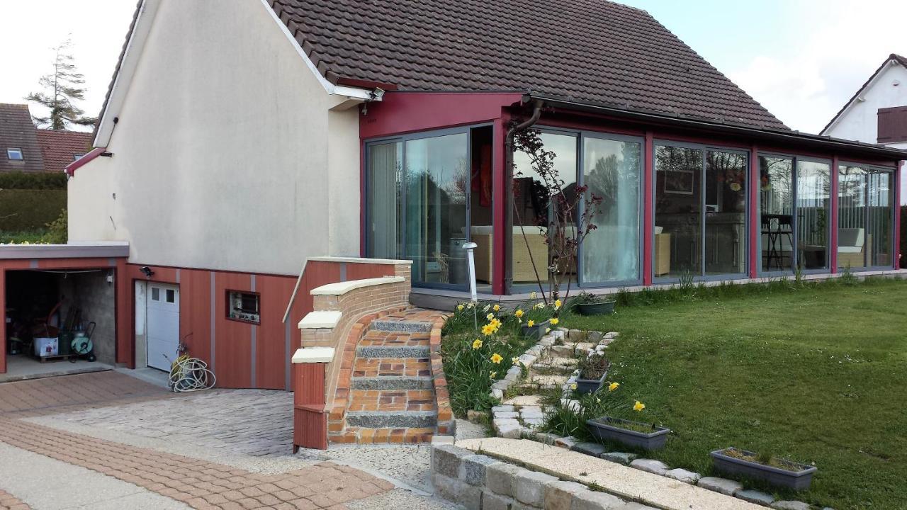 Chambre Privee Avec Salon, Garage Voiture, Velos, Motos Tourville-sur-Arques Exteriér fotografie