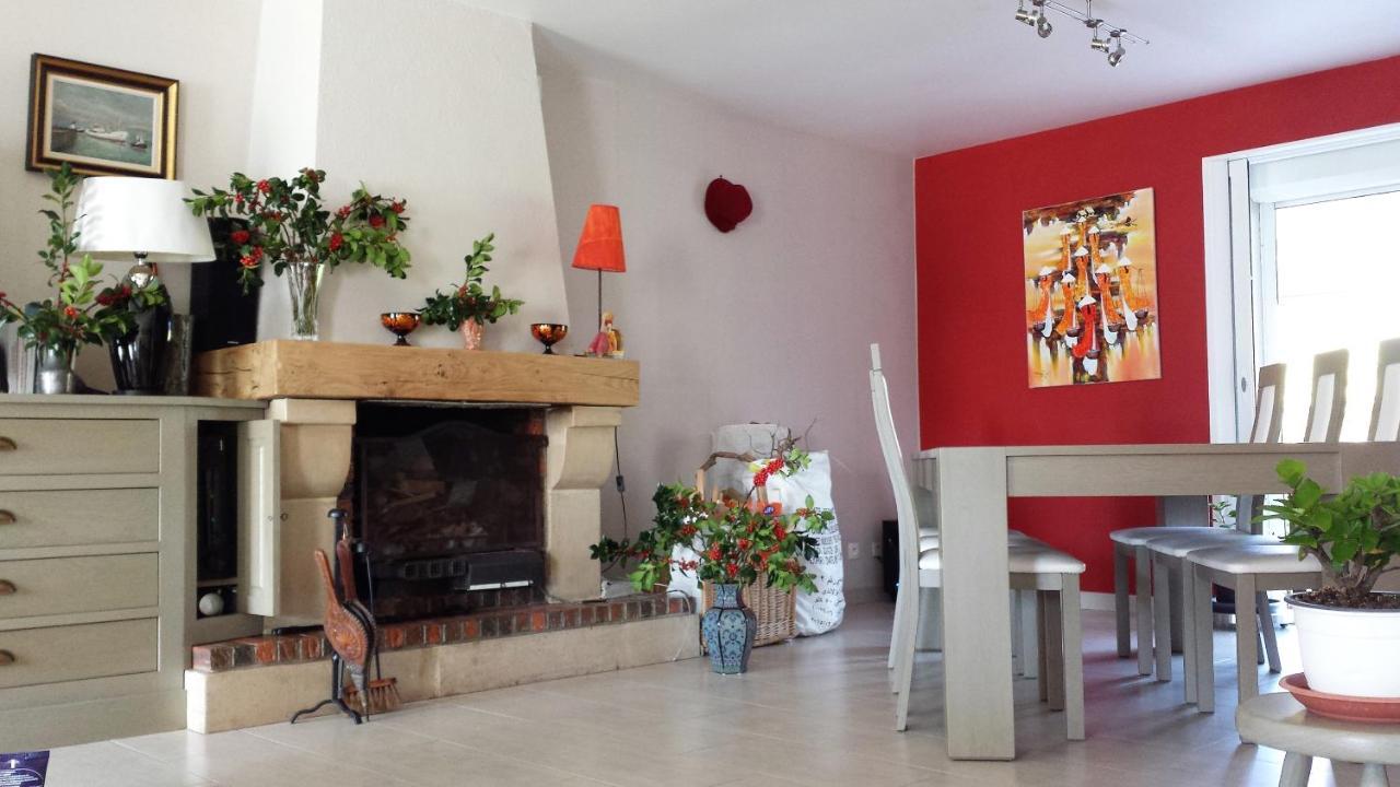 Chambre Privee Avec Salon, Garage Voiture, Velos, Motos Tourville-sur-Arques Exteriér fotografie