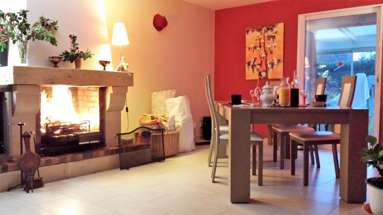 Chambre Privee Avec Salon, Garage Voiture, Velos, Motos Tourville-sur-Arques Exteriér fotografie