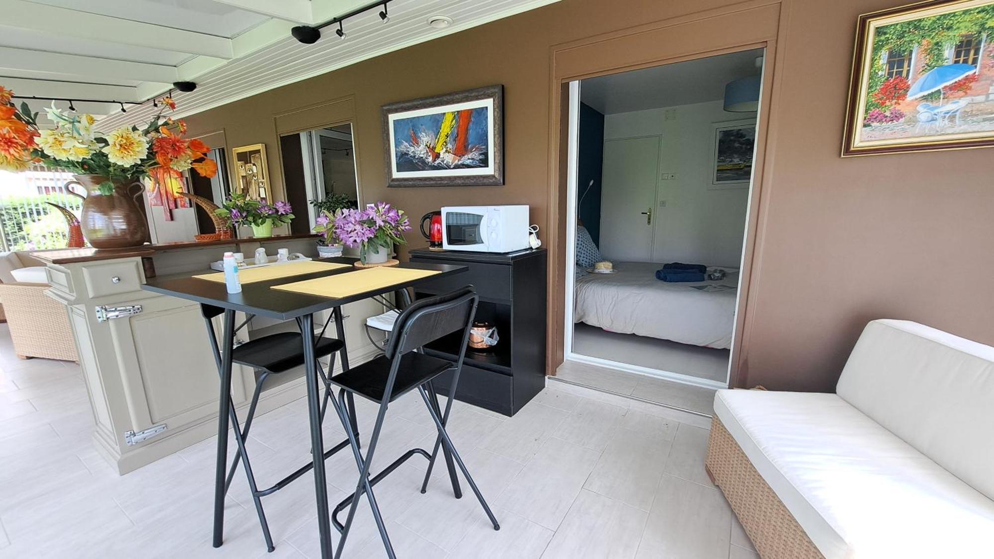 Chambre Privee Avec Salon, Garage Voiture, Velos, Motos Tourville-sur-Arques Exteriér fotografie