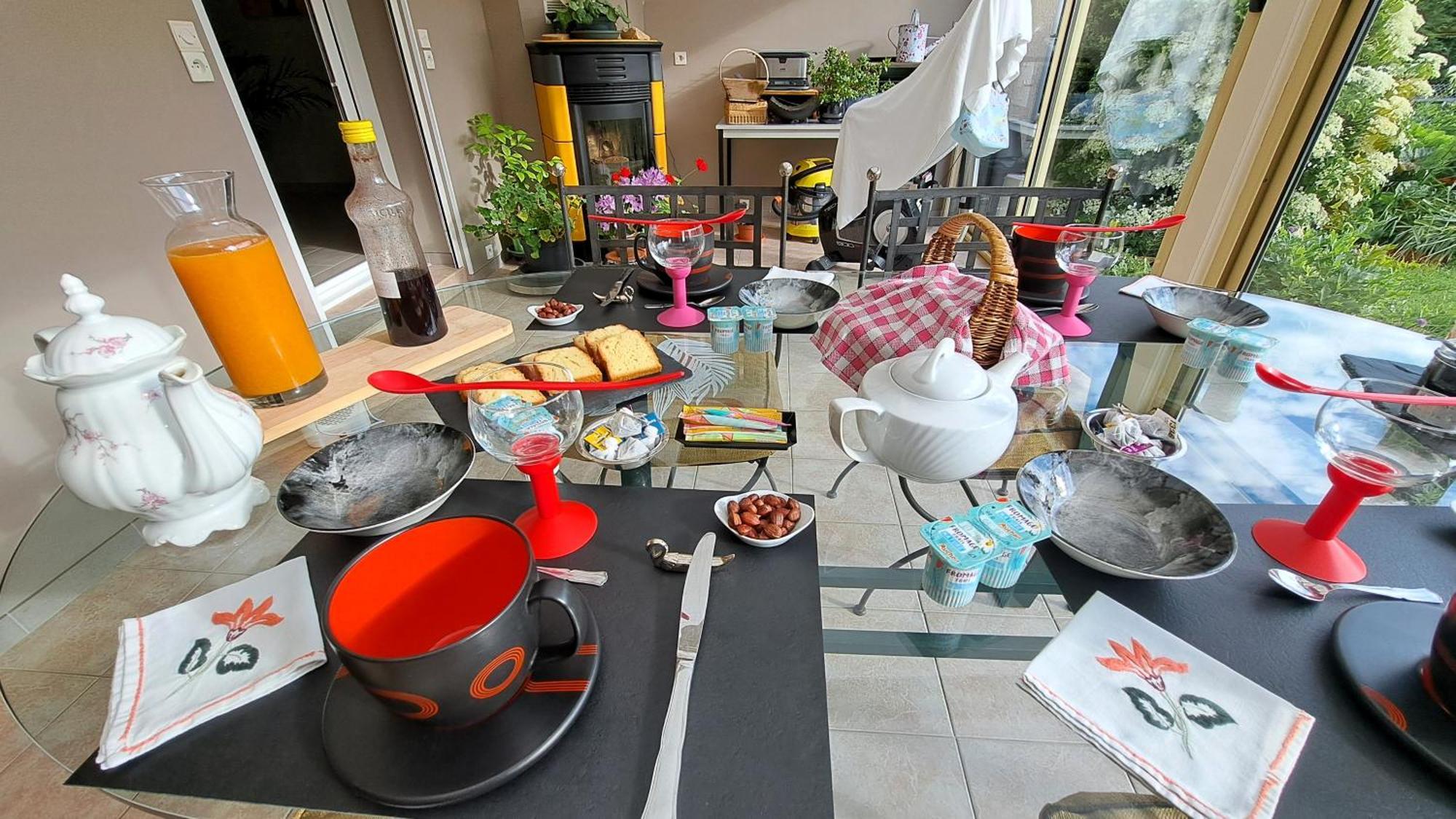Chambre Privee Avec Salon, Garage Voiture, Velos, Motos Tourville-sur-Arques Exteriér fotografie